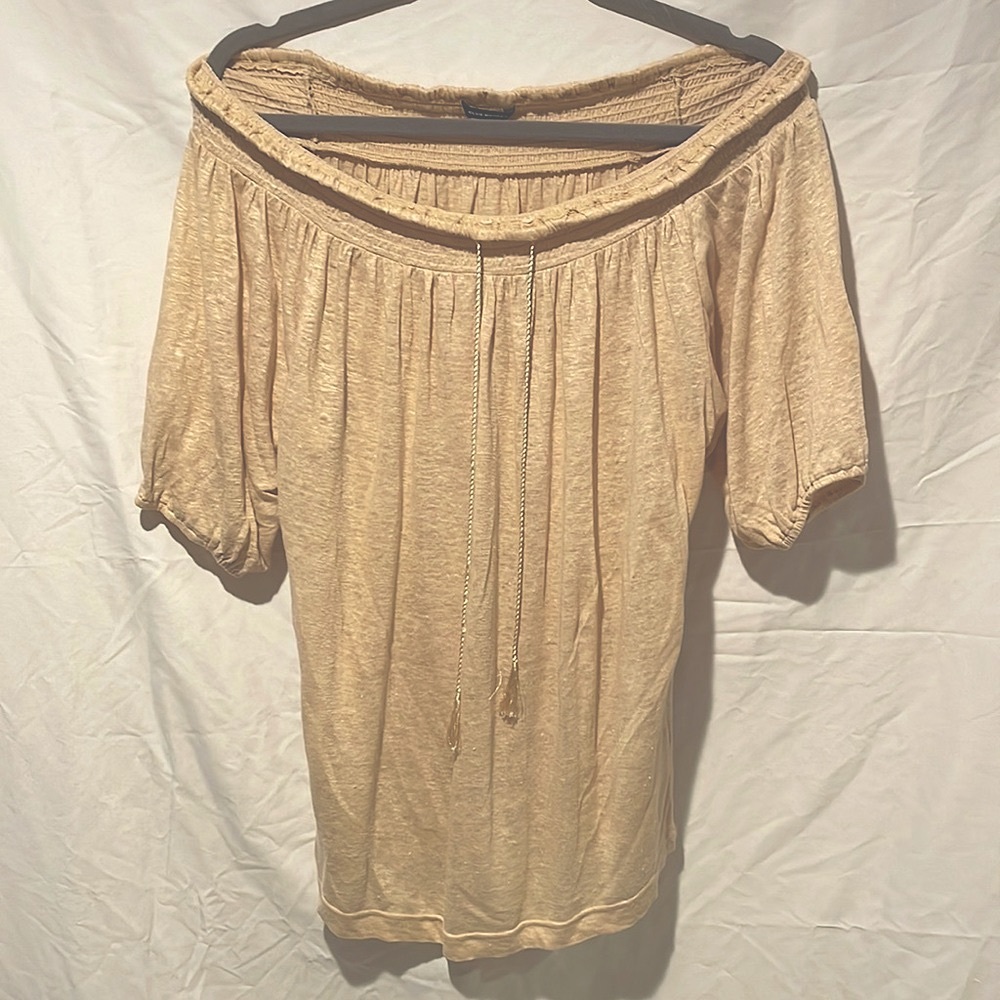 Club Monaco Beige/goldish off shoulder tee with front tie